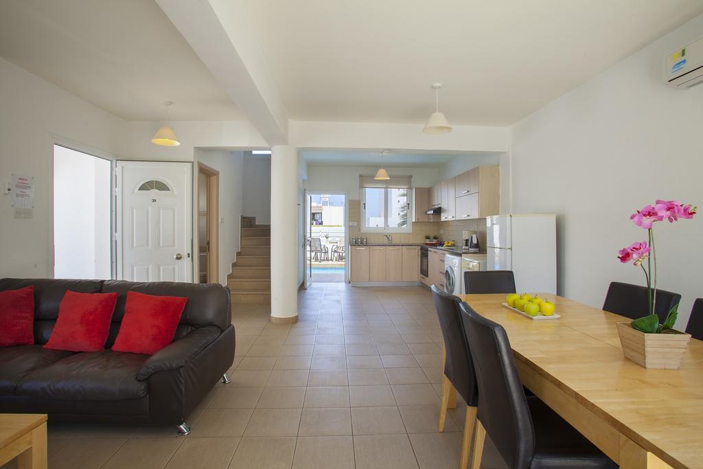 Villa Daffodil Protaras Room photo